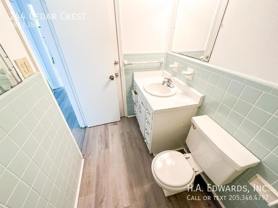 244 Cedar Crst - Photo 4 of 7