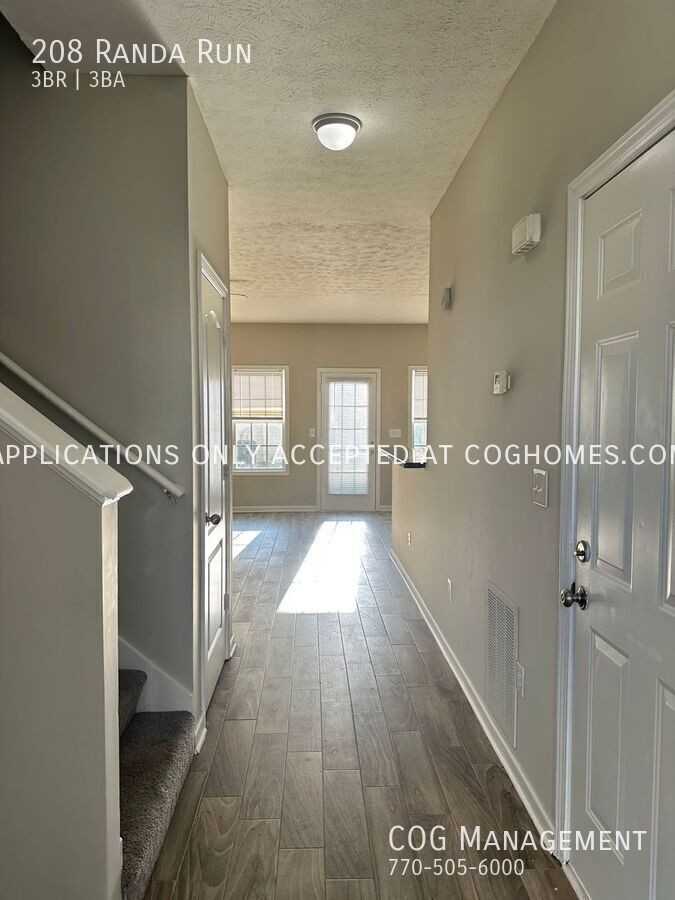 208 Randa Run - Photo 3 of 15