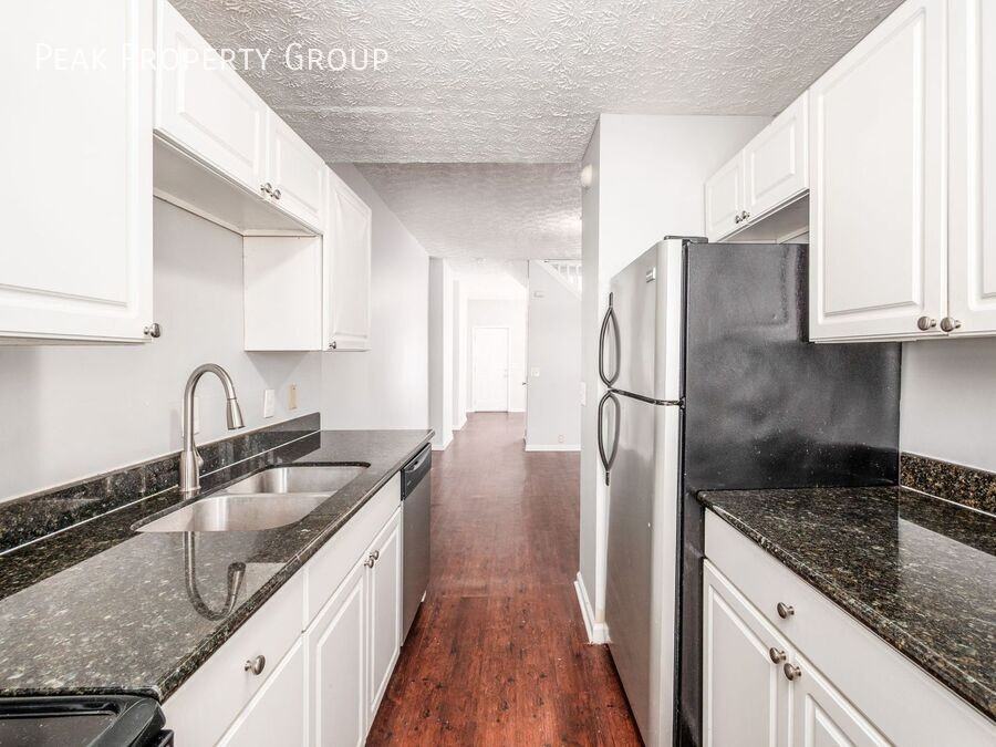 1250 S Washington Ave - Photo 6 of 35