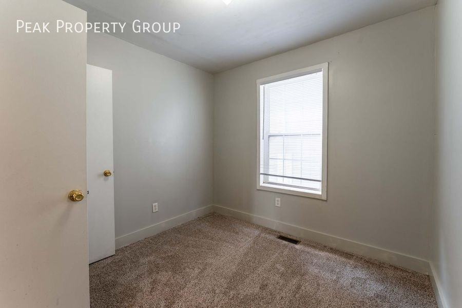 1300 N 5th St - Photo 6 of 13