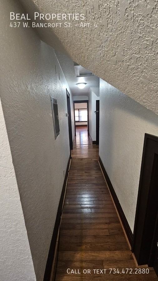 437 W Bancroft St #4 - Photo 2 of 8