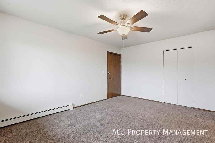 733 Dakota Dr #102 - Photo 5 of 12