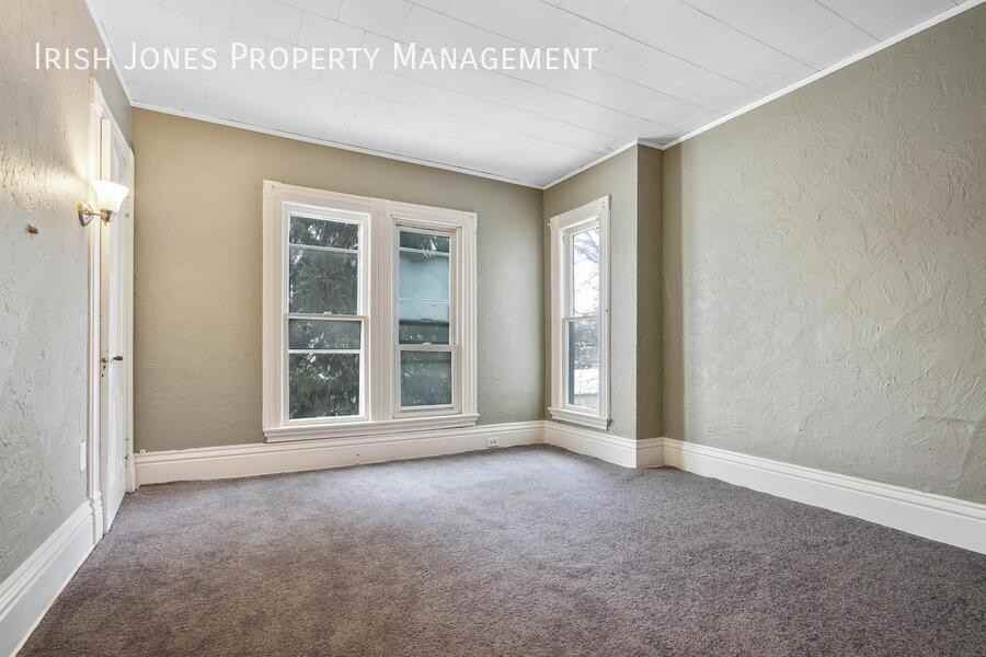 271 Locust St #4 - Photo 6 of 18