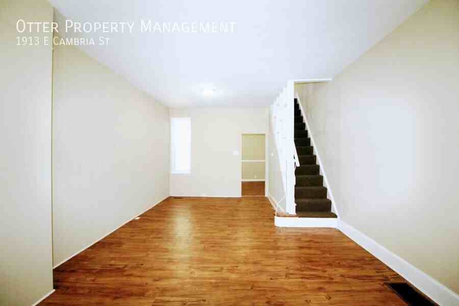 1913 E Cambria St - Photo 5 of 21