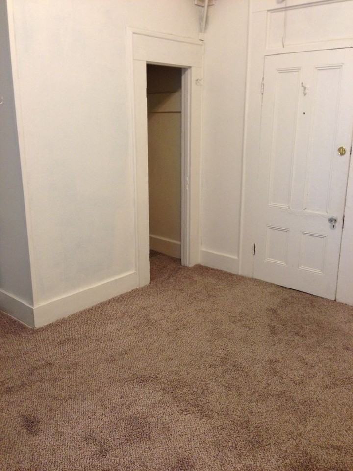 703 Salem St #5 - Photo 2 of 7