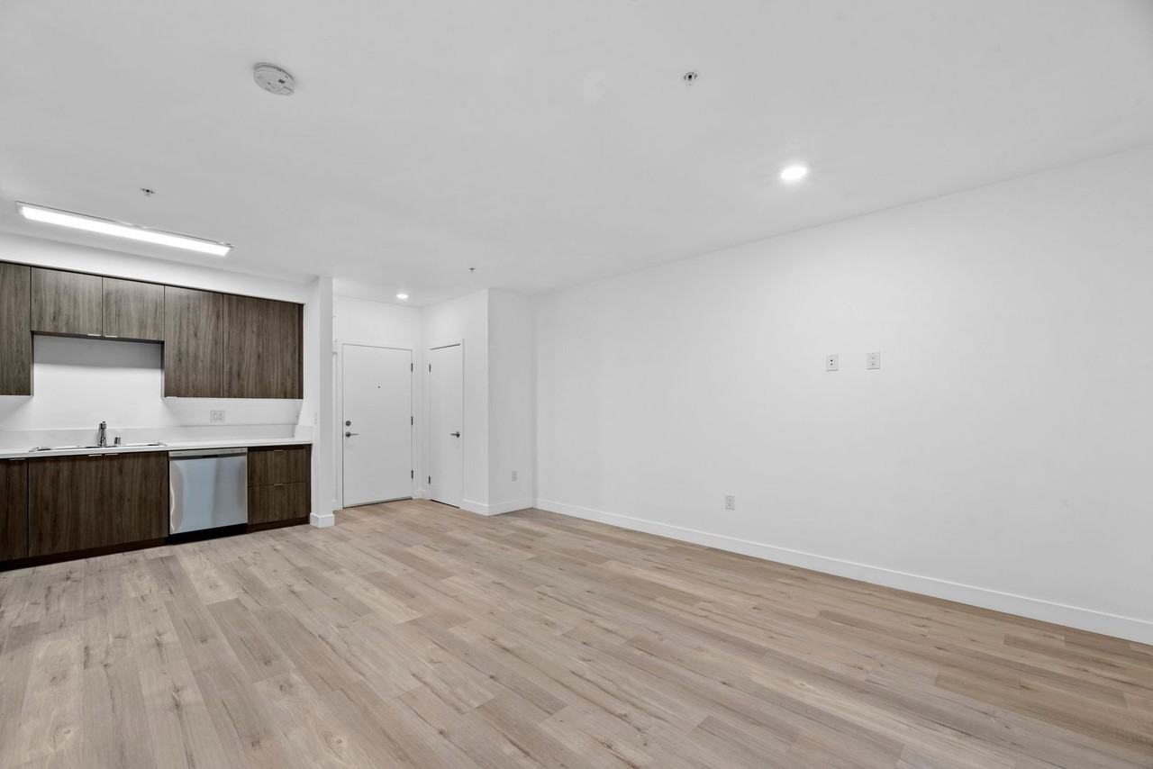 TALA Local at 3057 - Photo 7 of 16