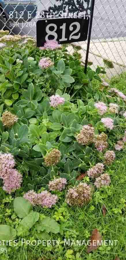 812 E 28th St - Photo 2 of 9