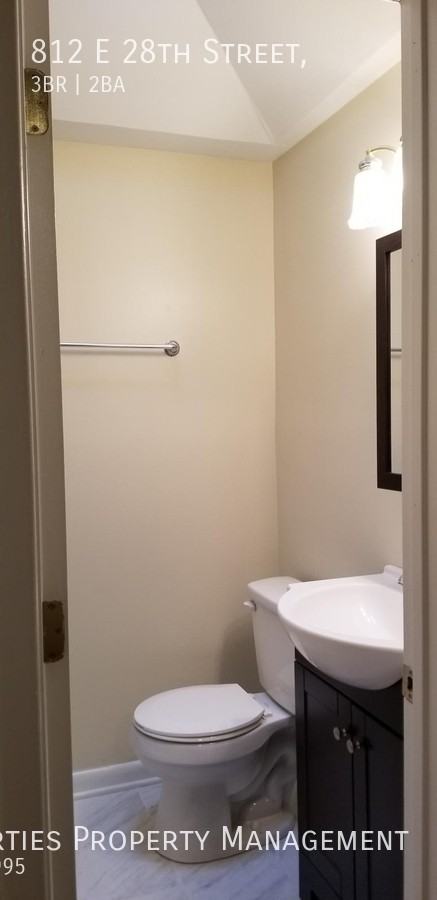 812 E 28th St - Photo 6 of 9