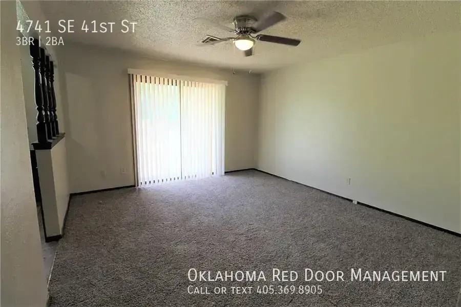 4741 Se 41st St - Photo 2 of 13