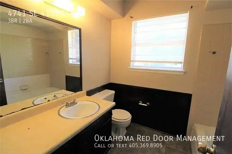 4741 Se 41st St - Photo 7 of 13