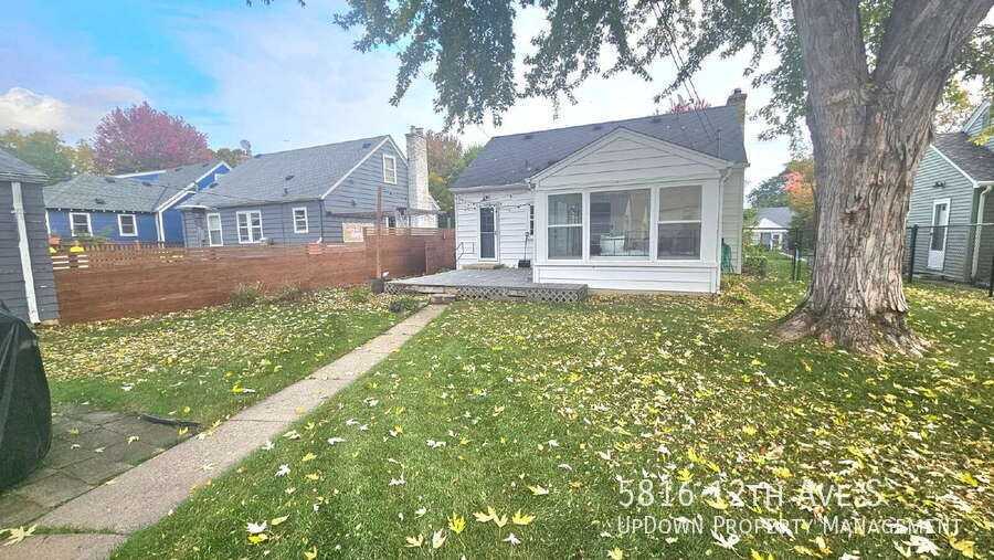 5816 12th Ave S - Photo 2 of 18