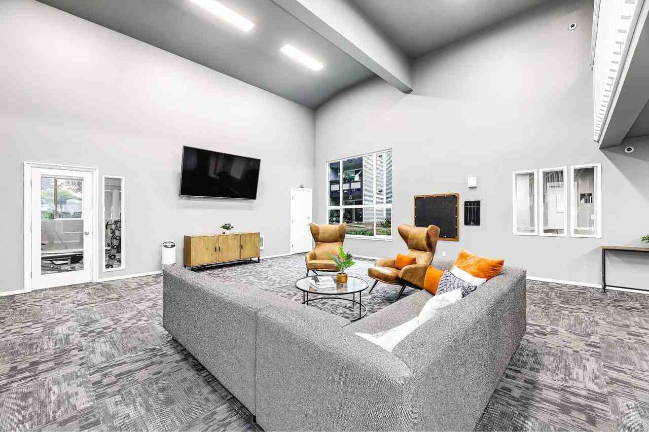 Parc 12th - Photo 7 of 15