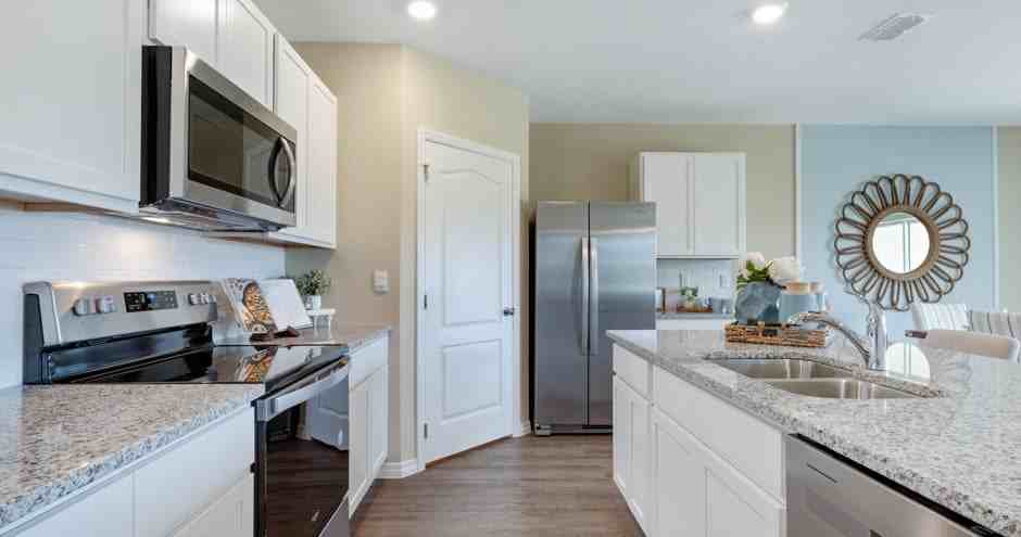 Champions Quarters Rental Homes - Photo 2 of 19