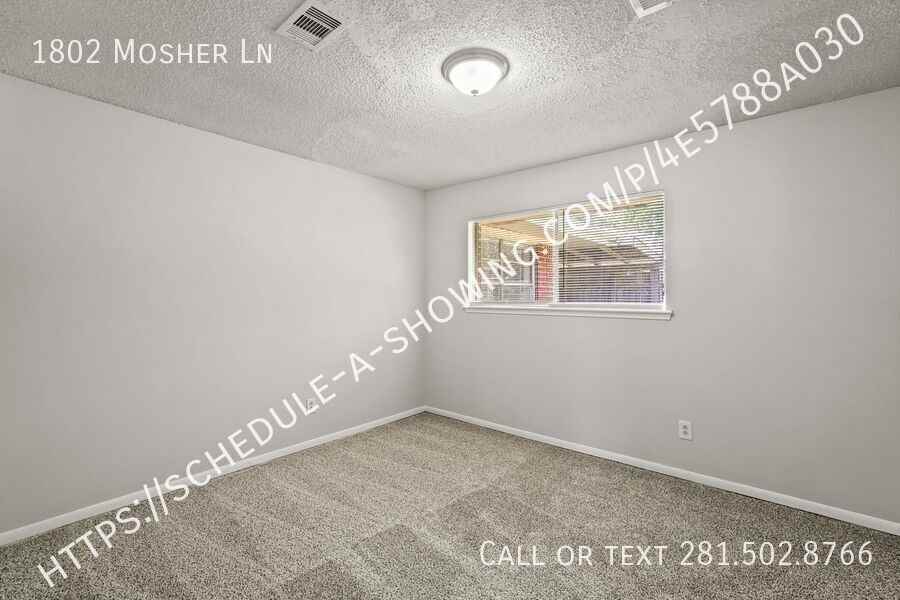 1802 Mosher Ln - Photo 6 of 17