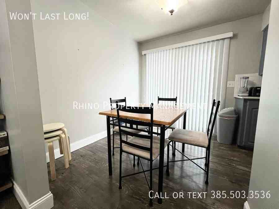 VILLAGE & - Photo 6 of 11