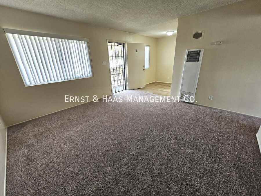 9119 Rose St #08 - Photo 5 of 10