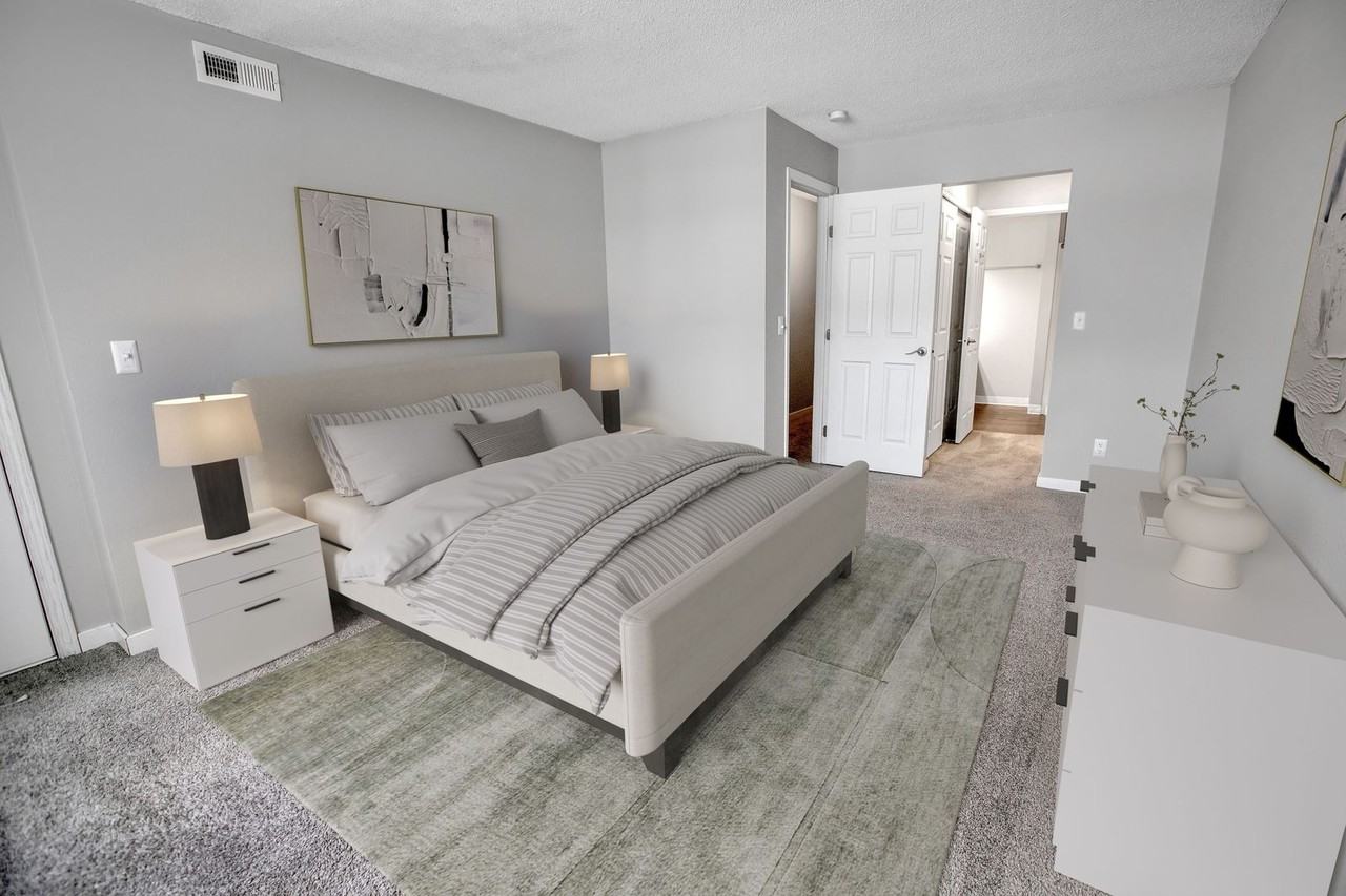 Bristol Village Apartments - Photo 5 of 23