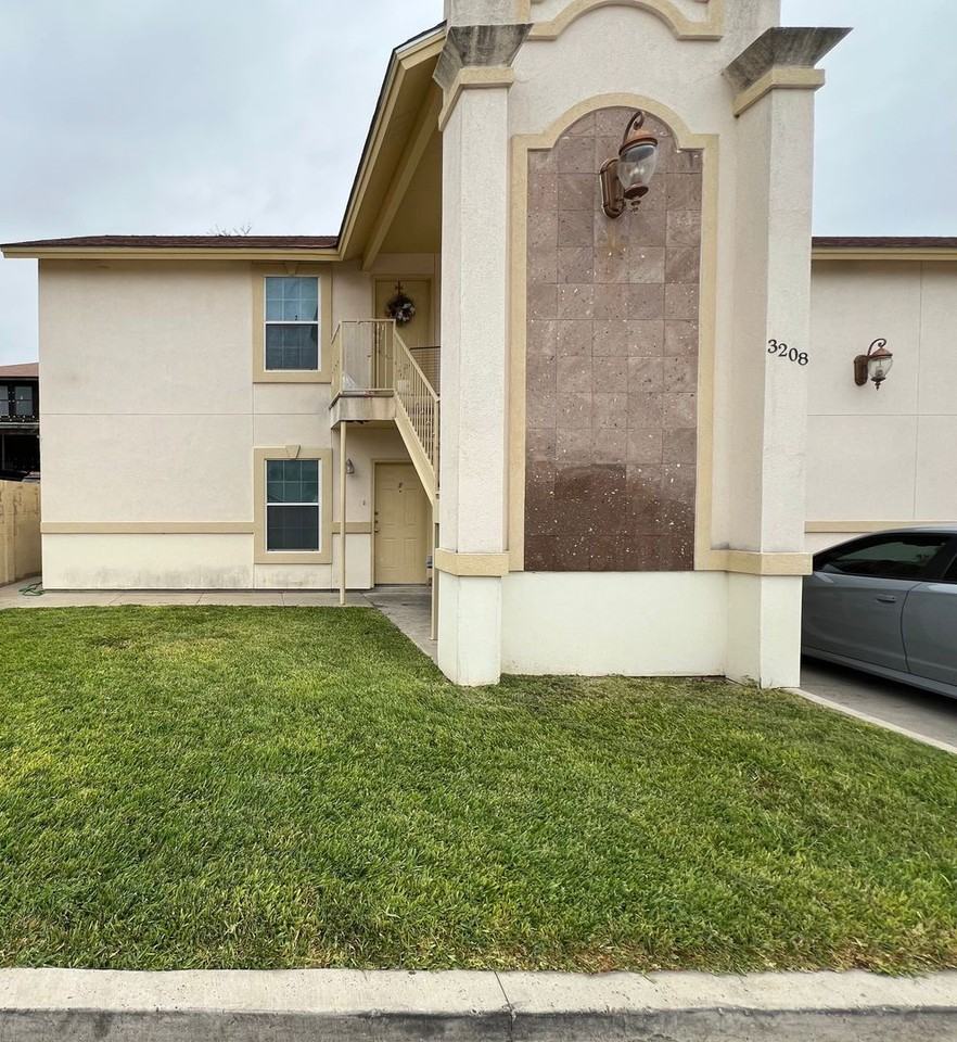 Los Ebanos - Photo 3 of 17