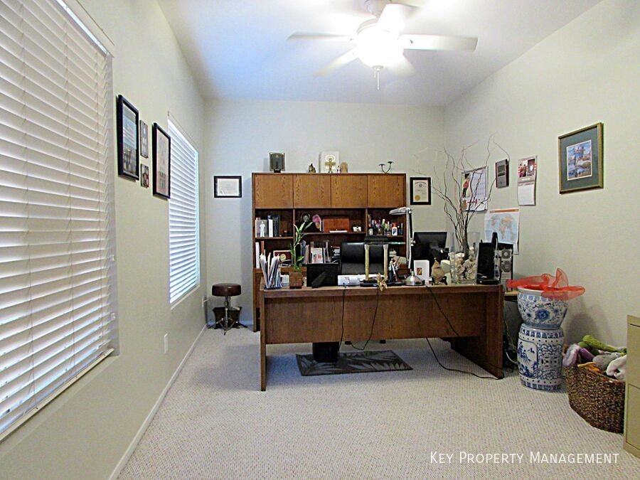 1316 Pintail Point St - Photo 5 of 14