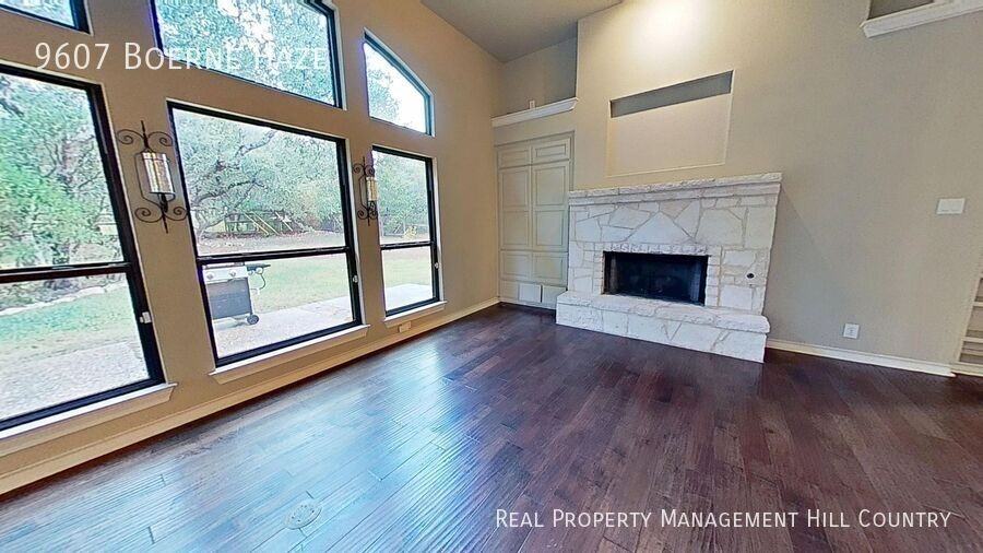 9607 Boerne Haze - Photo 3 of 31