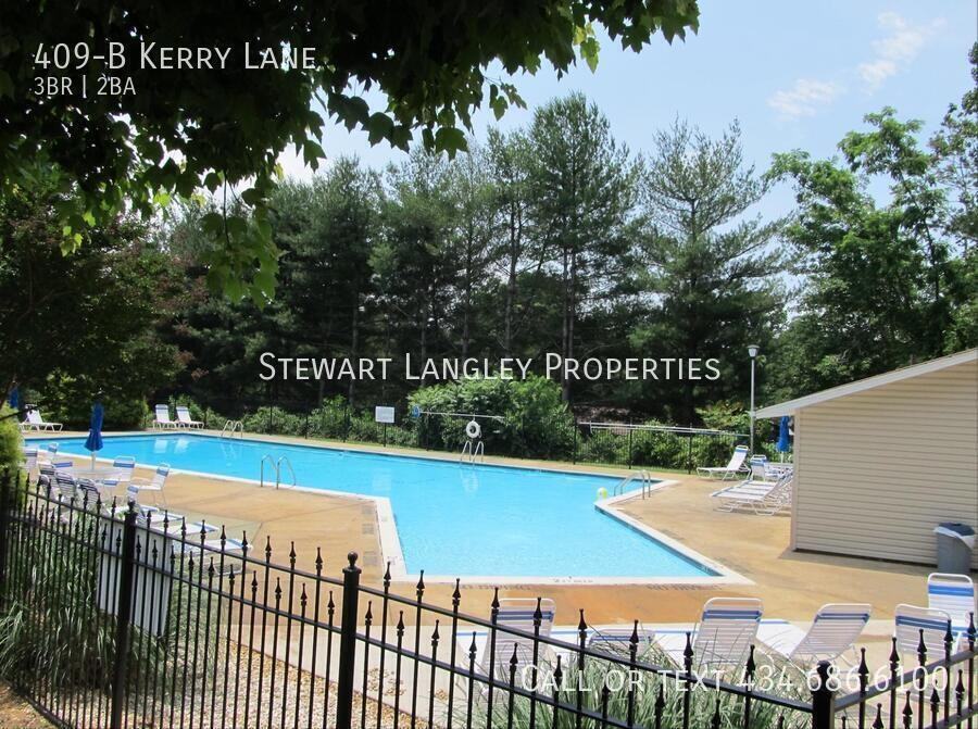 409 Kerry Ln Apt B - Photo 2 of 31