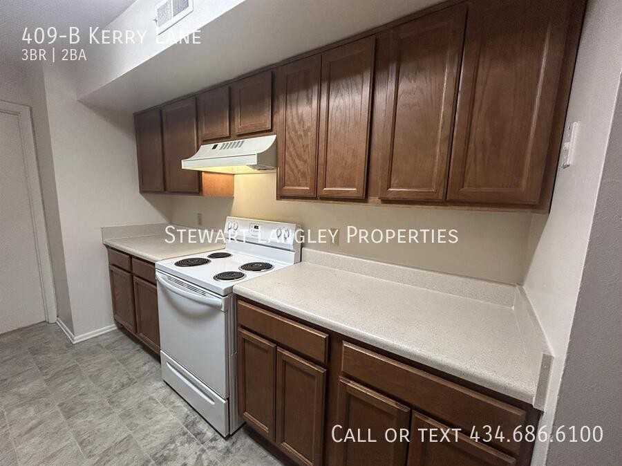 409 Kerry Ln Apt B - Photo 7 of 31