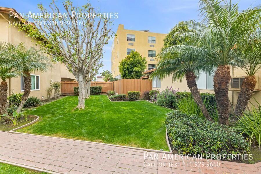 15443 Van Buren St - Photo 3 of 32