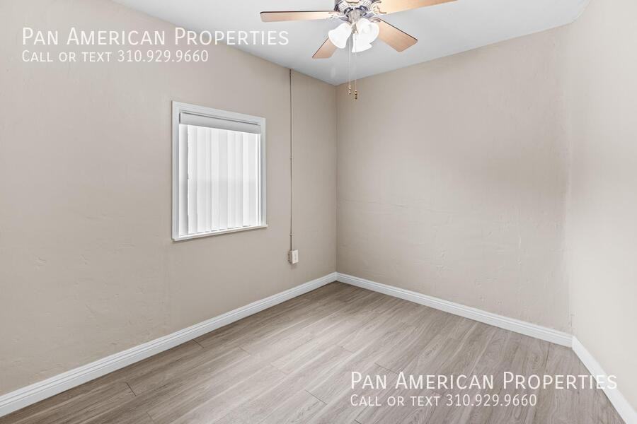 15443 Van Buren St - Photo 5 of 32