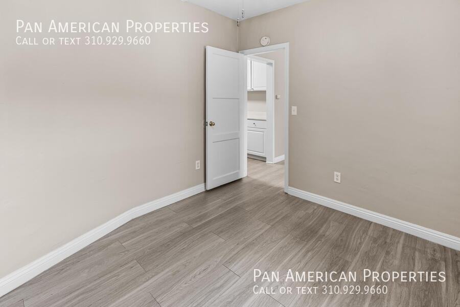 15443 Van Buren St - Photo 6 of 32