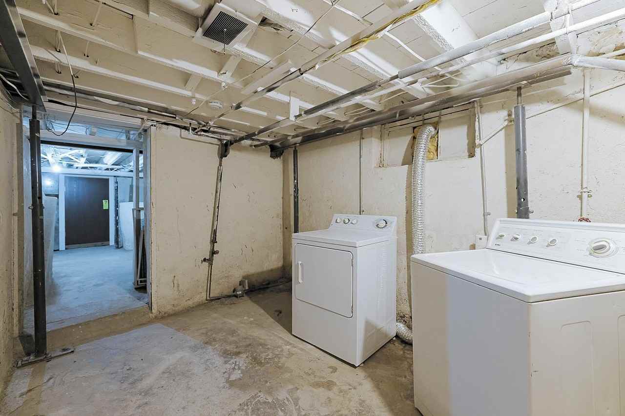 1629 C St #2 - Photo 7 of 28