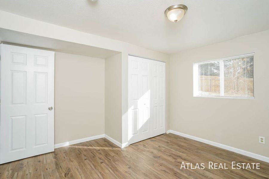 4789 Shadowglen Dr - Photo 6 of 20