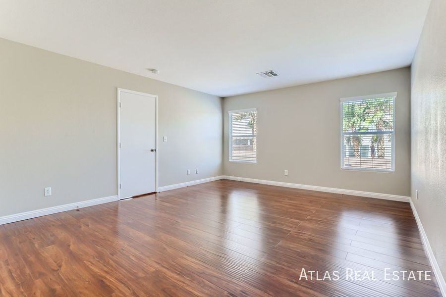 189 Carlsbad Caverns St - Photo 7 of 21