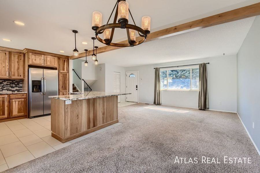 7105 Gershwin Ct - Photo 3 of 17