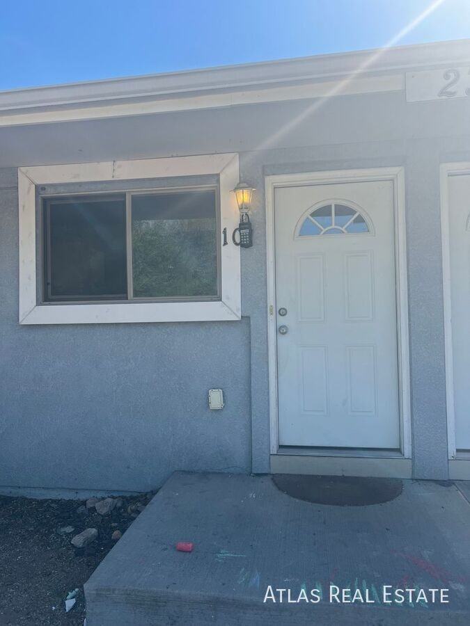 236 W Iowa Ave #101 - Photo 3 of 14