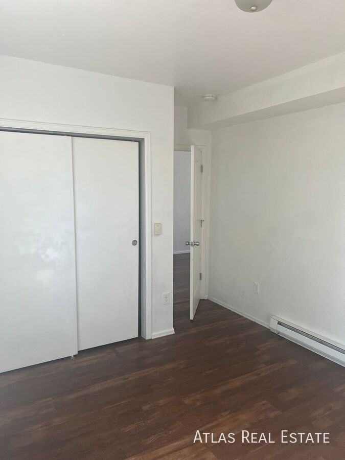 236 W Iowa Ave #101 - Photo 6 of 14