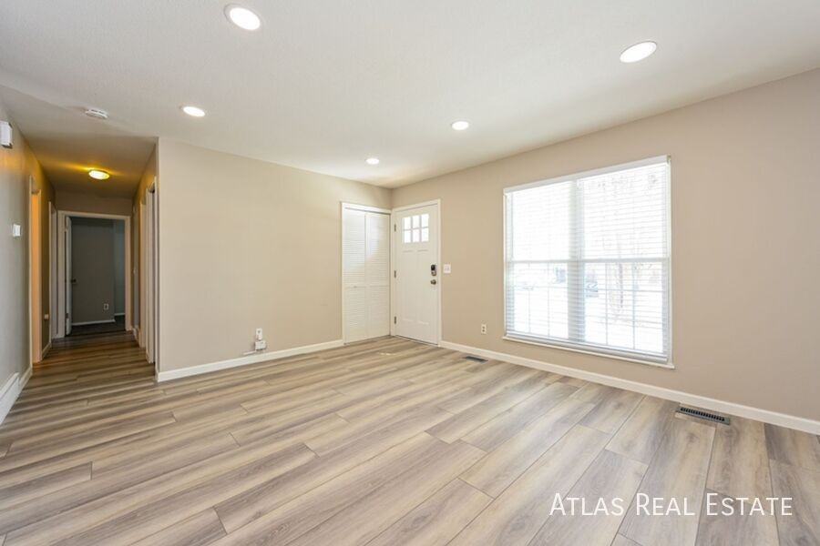 1255 S Lewiston Way - Photo 3 of 20