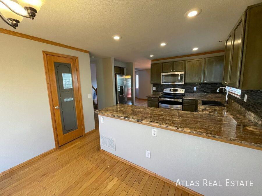 6388 La Plata Peak Dr - Photo 7 of 25