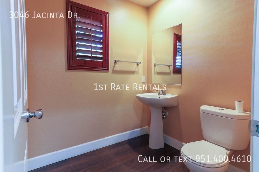 3046 Jacinta Dr - Photo 5 of 17