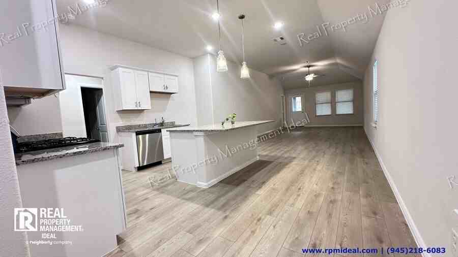 2505 Mcnally Dr - Photo 5 of 26