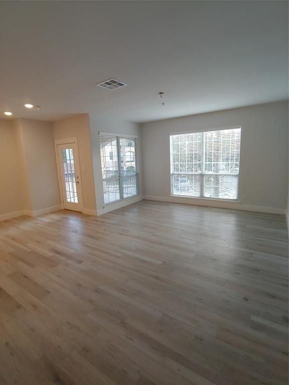 6607 Lake Woodlands Dr #217-2 - Photo 2 of 17