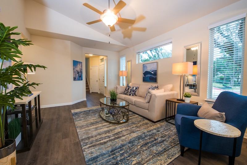 6607 Lake Woodlands Dr #217-2 - Photo 4 of 17