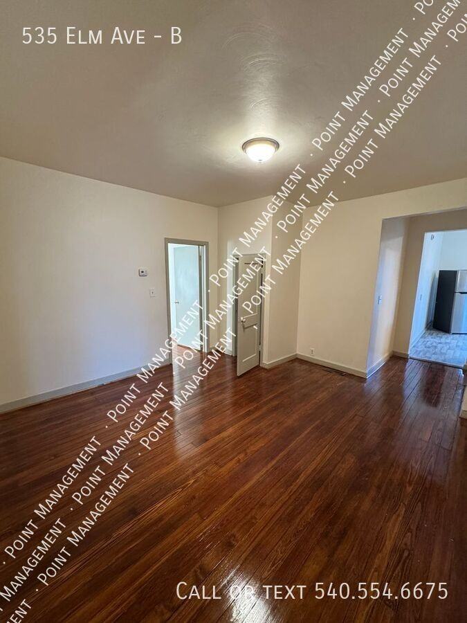 535 Elm Ave Sw #B - Photo 2 of 10