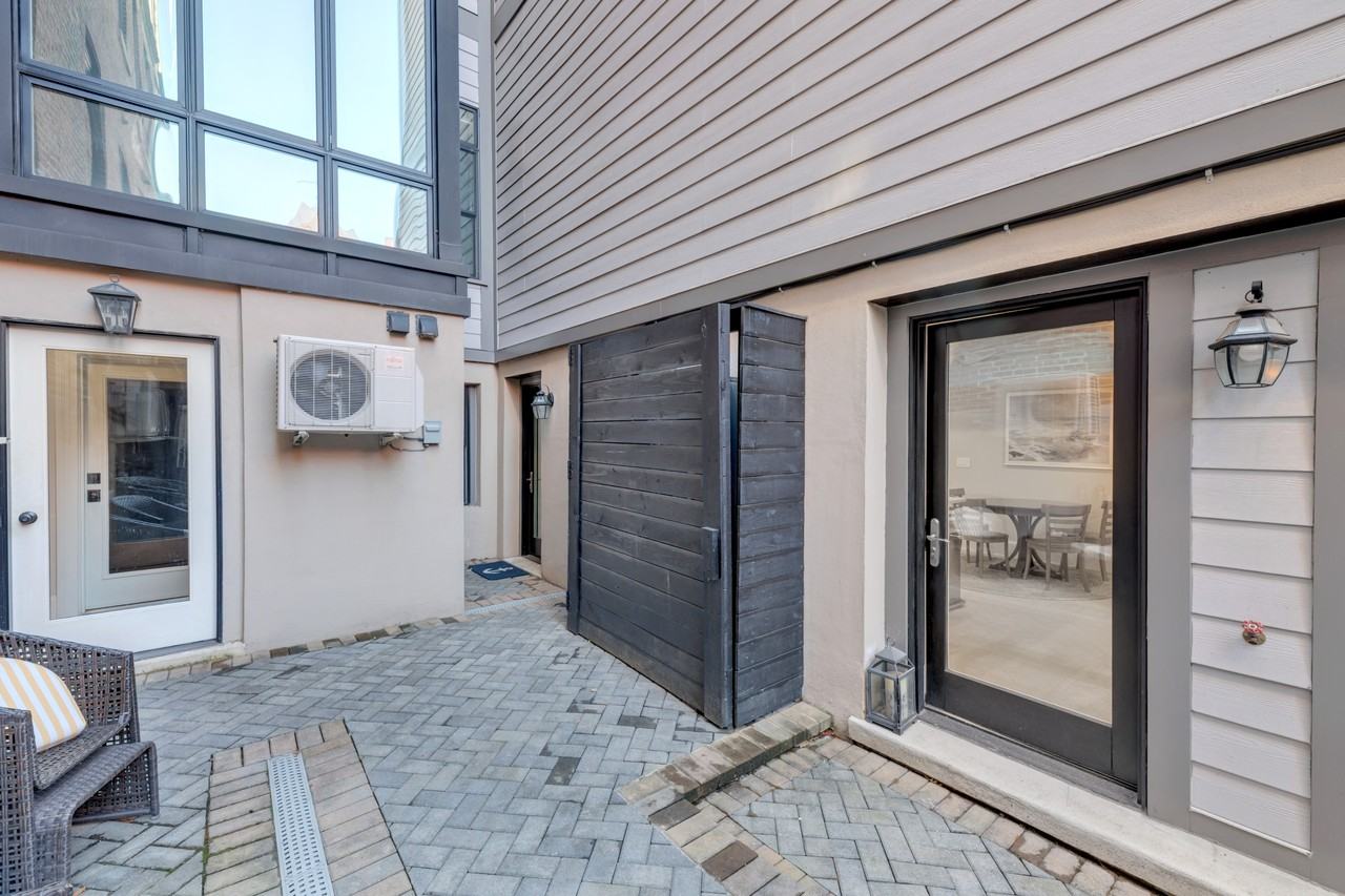 1310 Vermont Ave Nw #3 - Photo 3 of 21