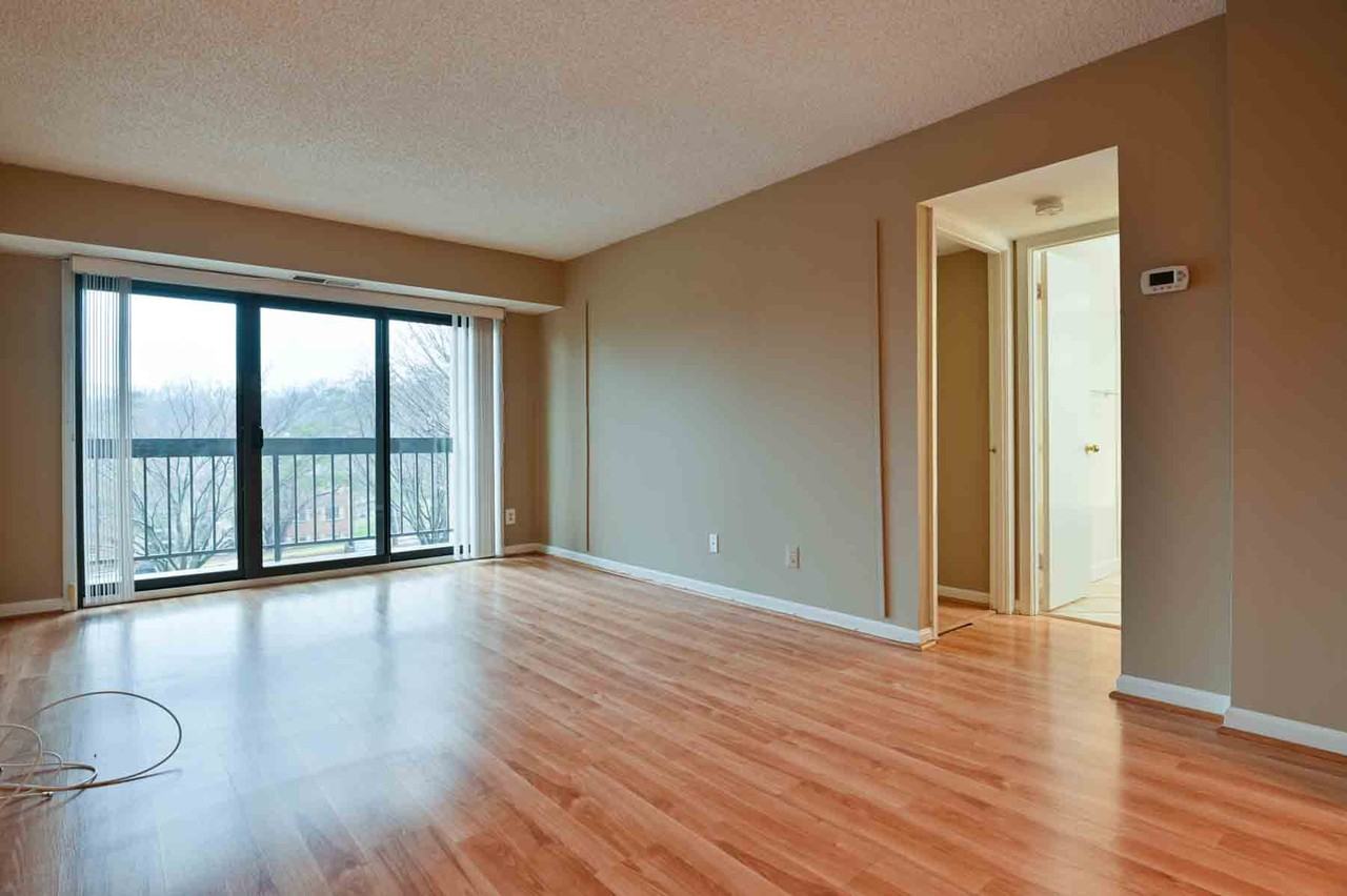 807 N Howard St #112 - Photo 2 of 13