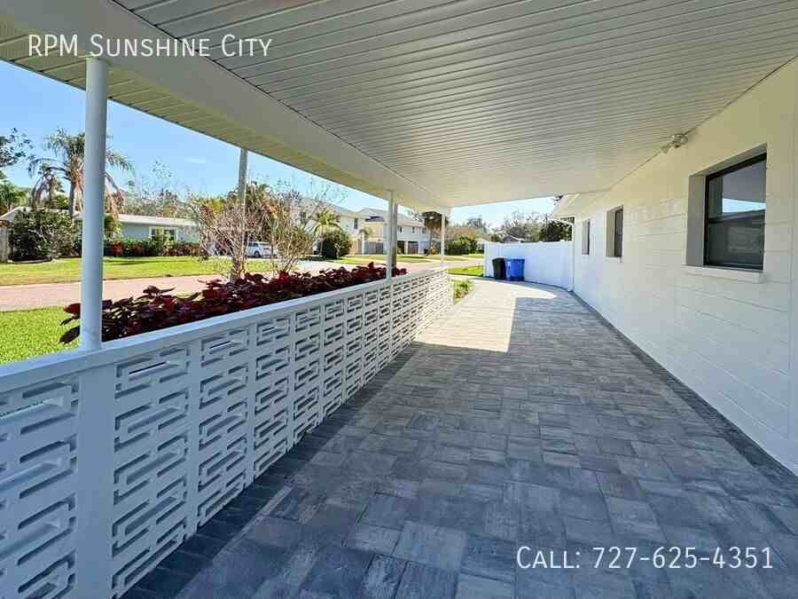 1516 Delaware Ave Ne - Photo 2 of 18