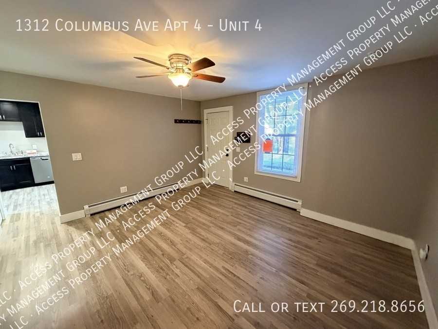 1312 Columbus Ave Apt 4 #4 - Photo 4 of 19