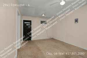featured image of 2941 Foxglove Rd #4