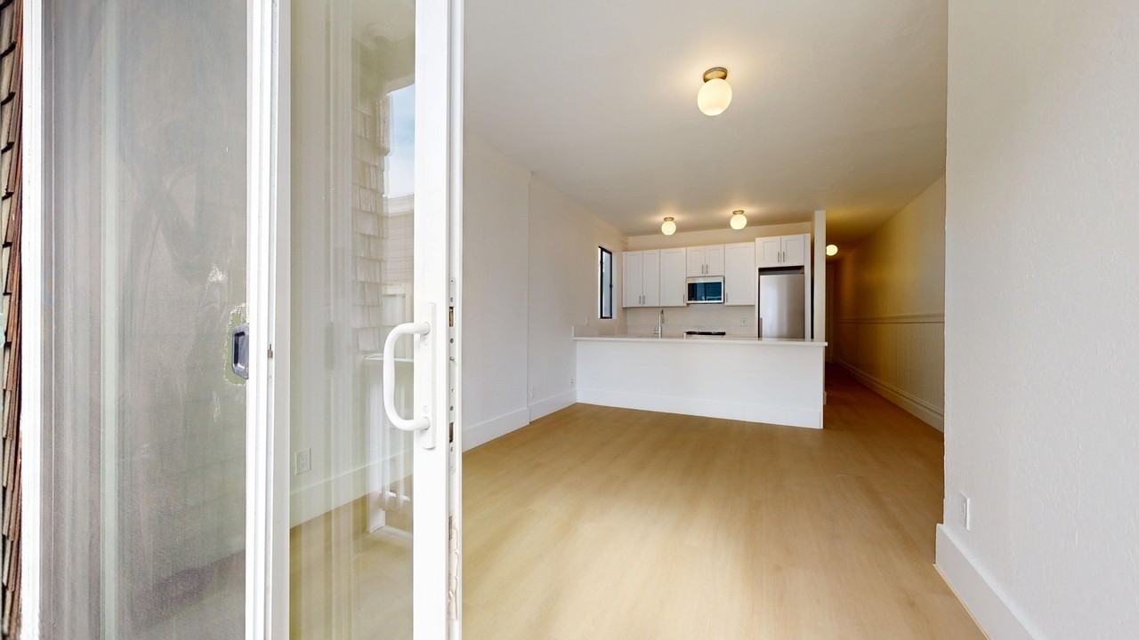 1659 Grant Ave - Photo 2 of 22