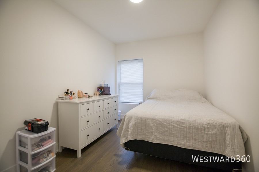 6207 N Glenwood Ave #1 - Photo 6 of 15