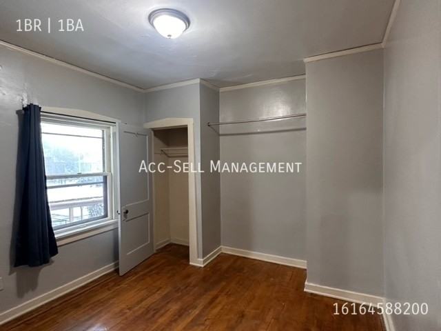 209 Valley Ave Nw #4 - Photo 5 of 7